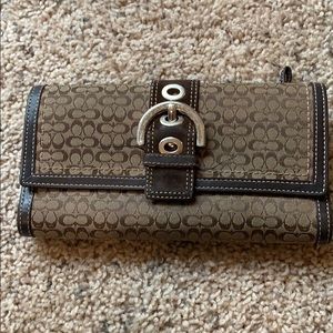 Coach wallet (brown)